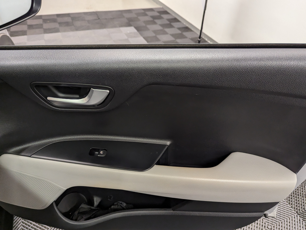 Kia Stonic — 28