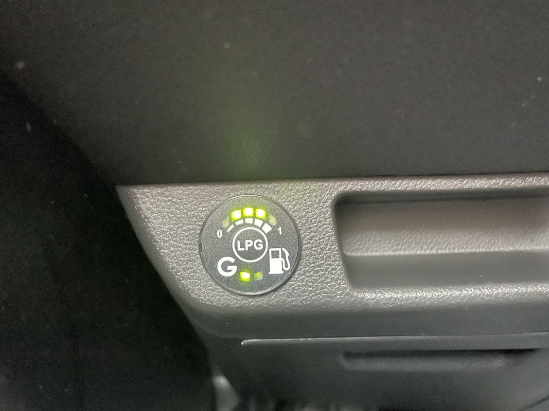 Renault Clio — 35