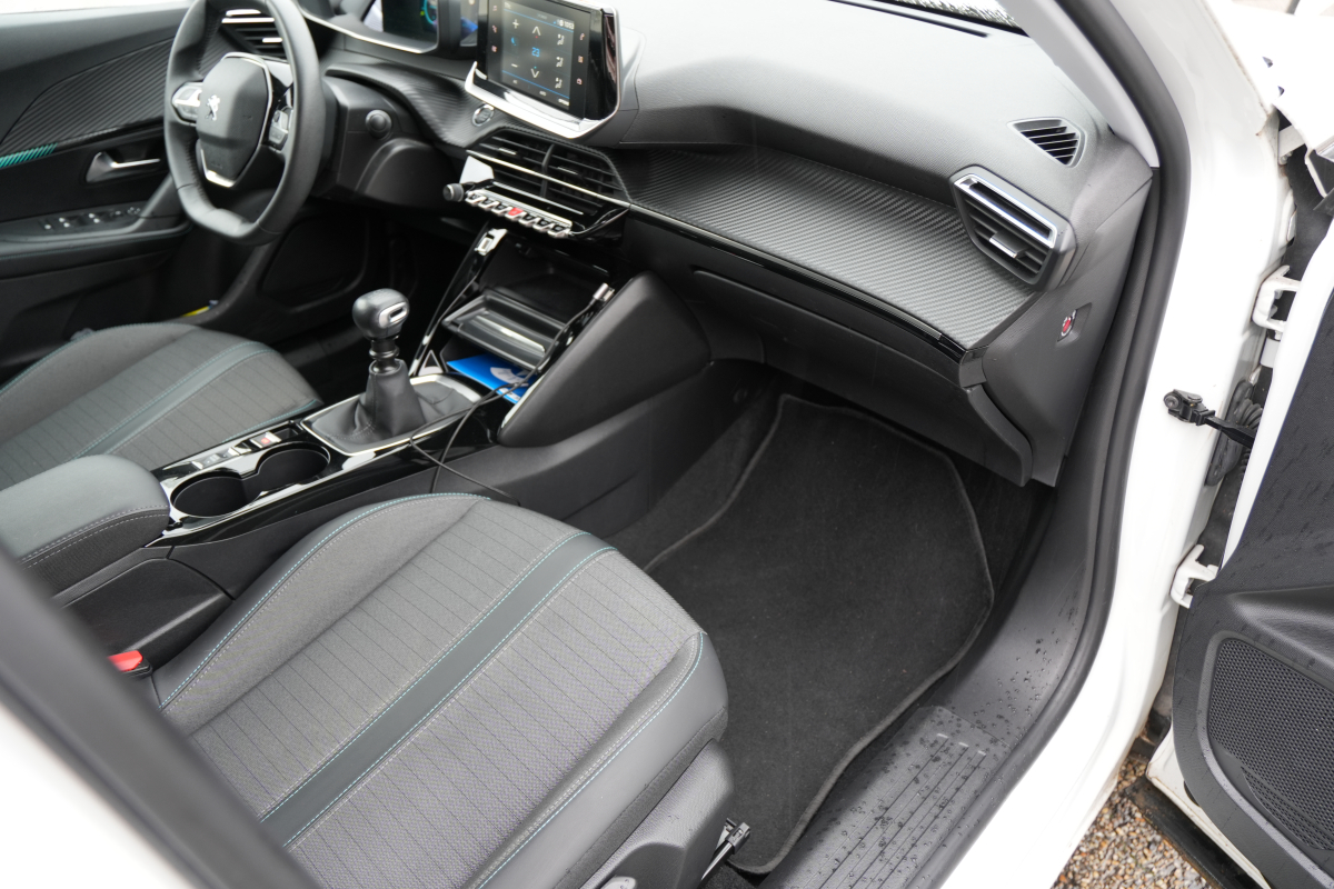 Peugeot 2008 — 34