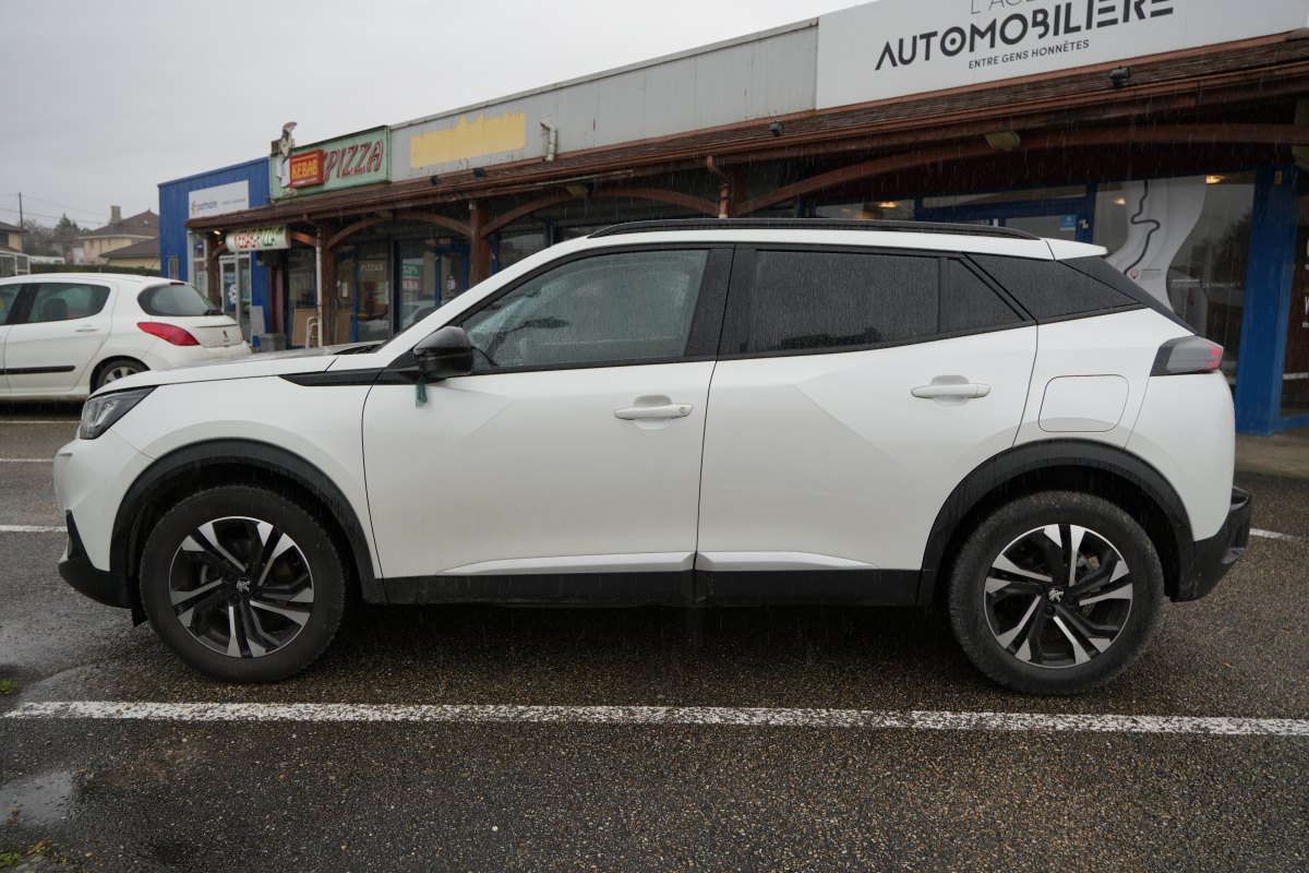 Peugeot 2008 — 9