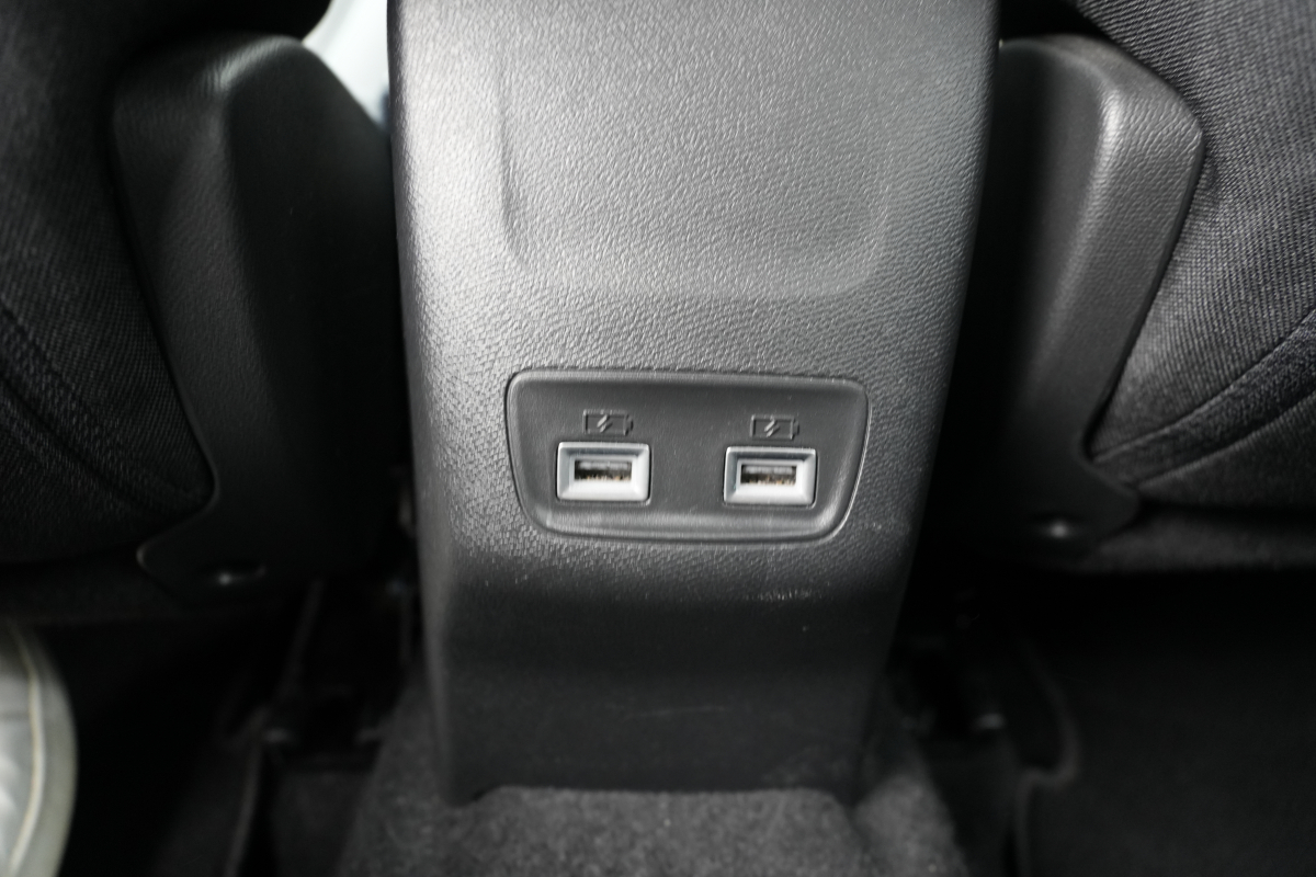 Peugeot 2008 — 38