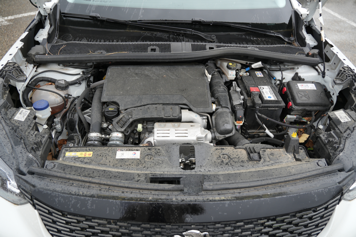 Peugeot 2008 — 40