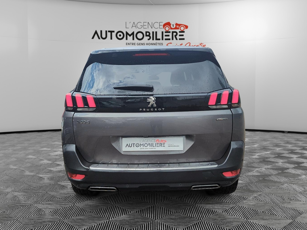 Peugeot 5008 — 6
