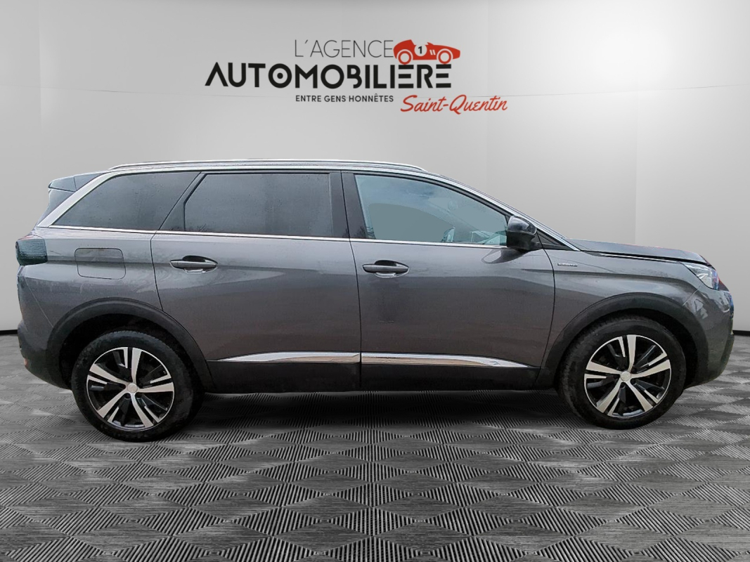 Peugeot 5008 — 4