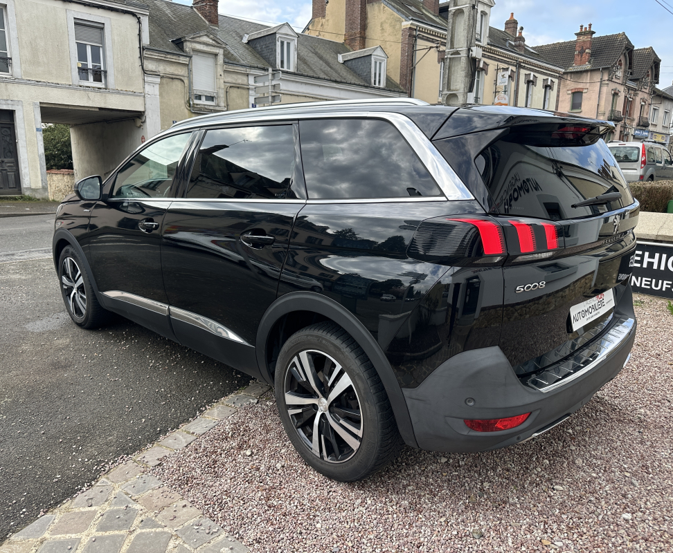 Peugeot 5008 — 4
