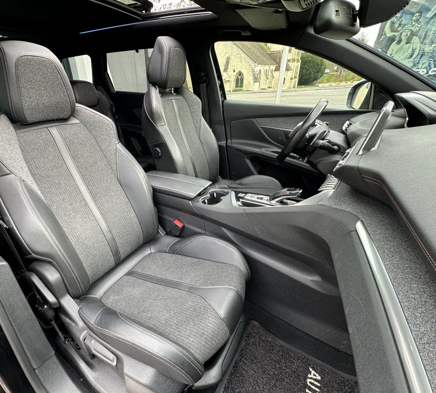 Peugeot 5008 — 13
