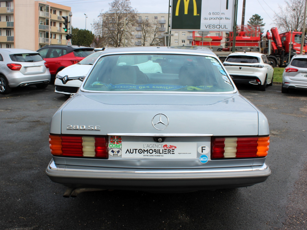 Mercedes 280 — 6