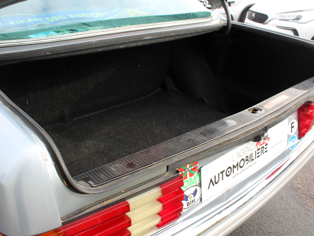 Mercedes 280 — 29