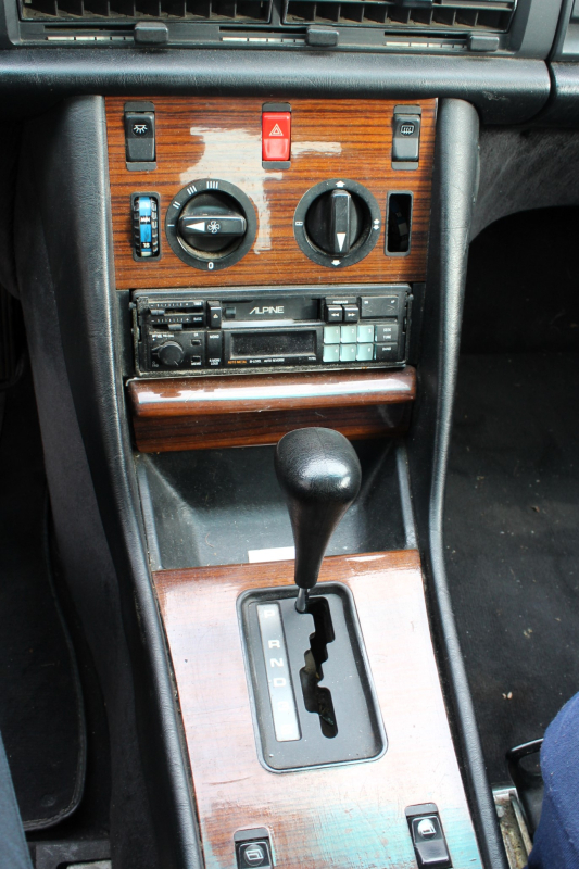 Mercedes 280 — 19