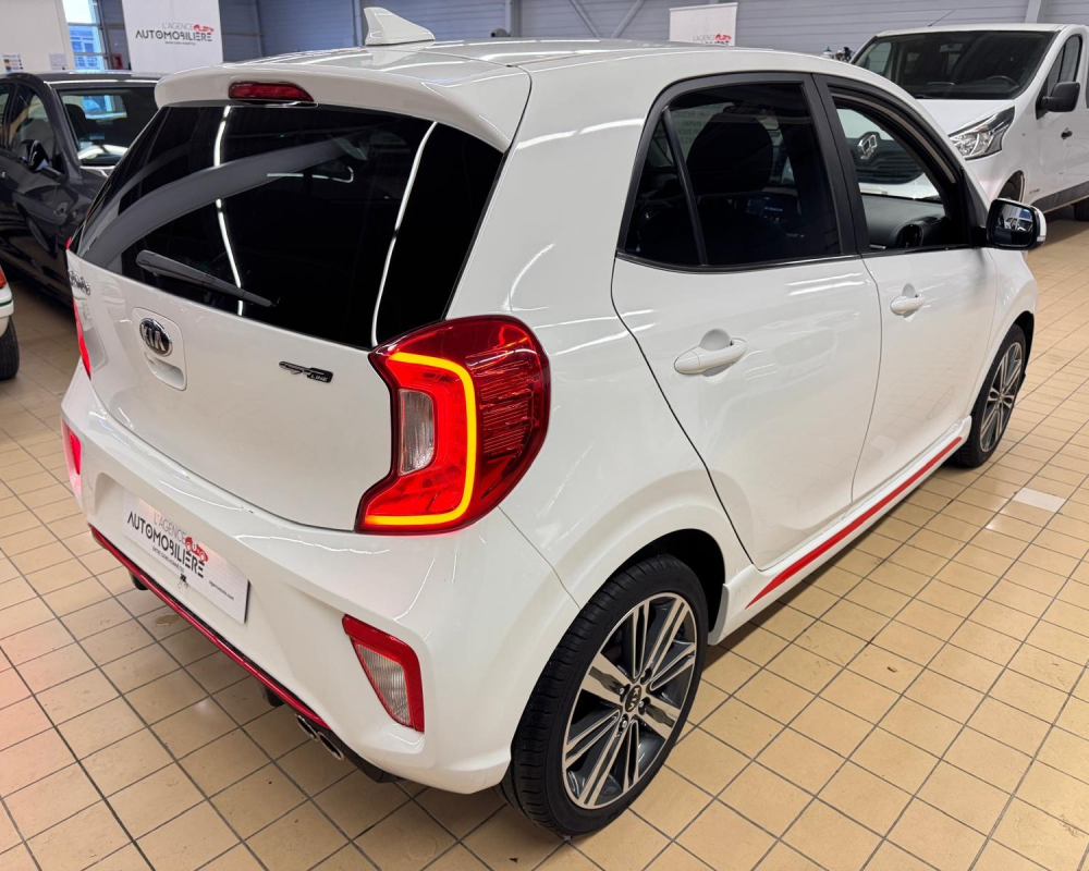 Kia Picanto — 6