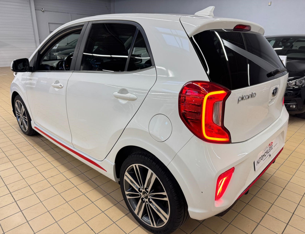 Kia Picanto — 9