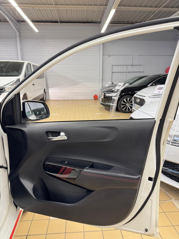 Kia Picanto — 28