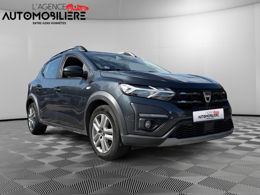 Dacia Sandero — 3