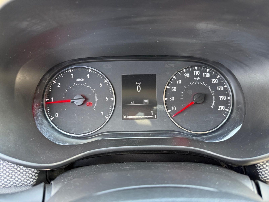 Dacia Sandero — 16