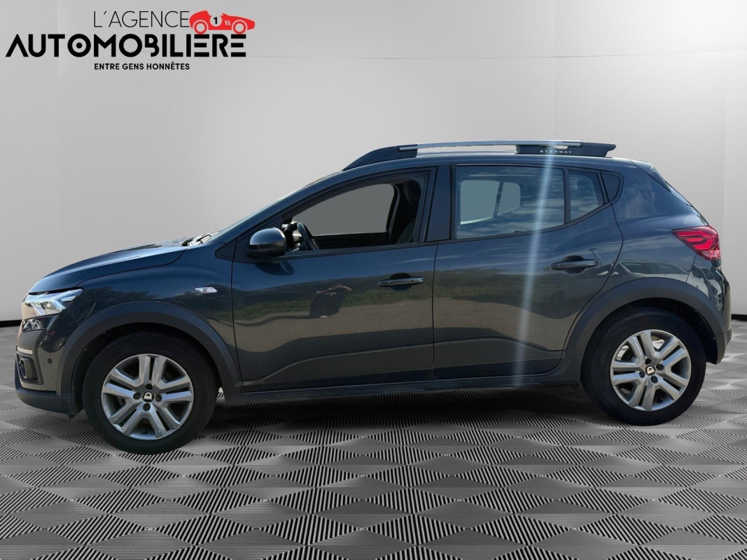 Dacia Sandero — 8