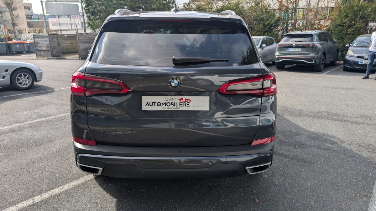 Bmw X5 — 6