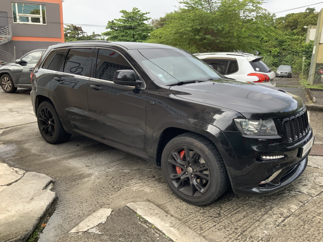 Jeep Grand Cherokee — 8