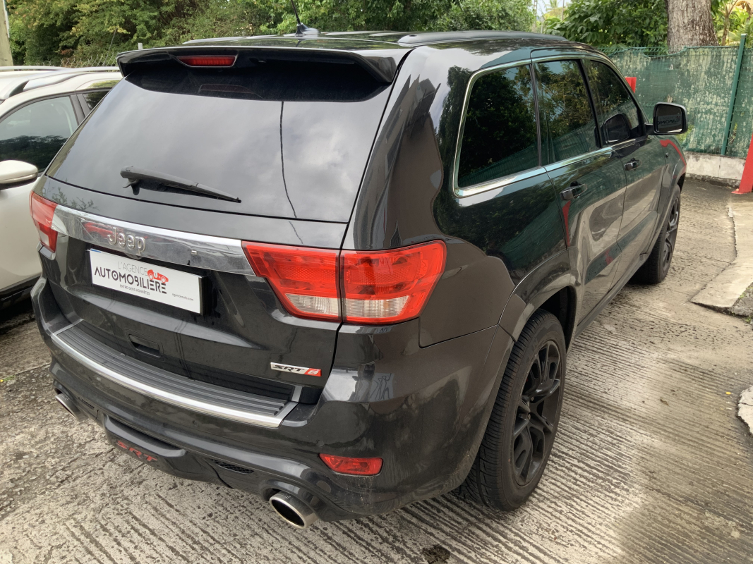 Jeep Grand Cherokee — 11