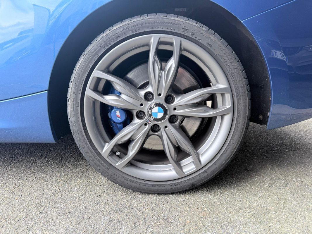 Bmw Série 1 — 25