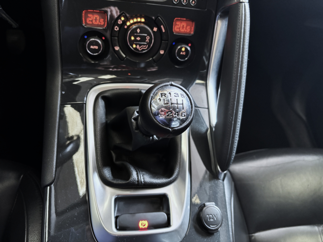Peugeot 3008 — 23