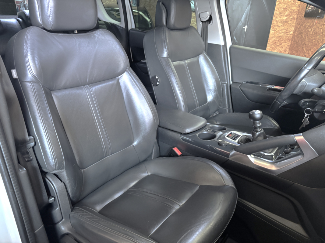 Peugeot 3008 — 15