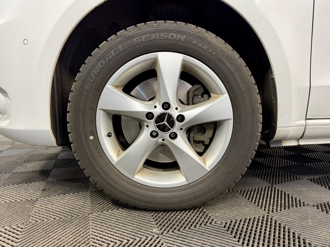Mercedes Vito — 9