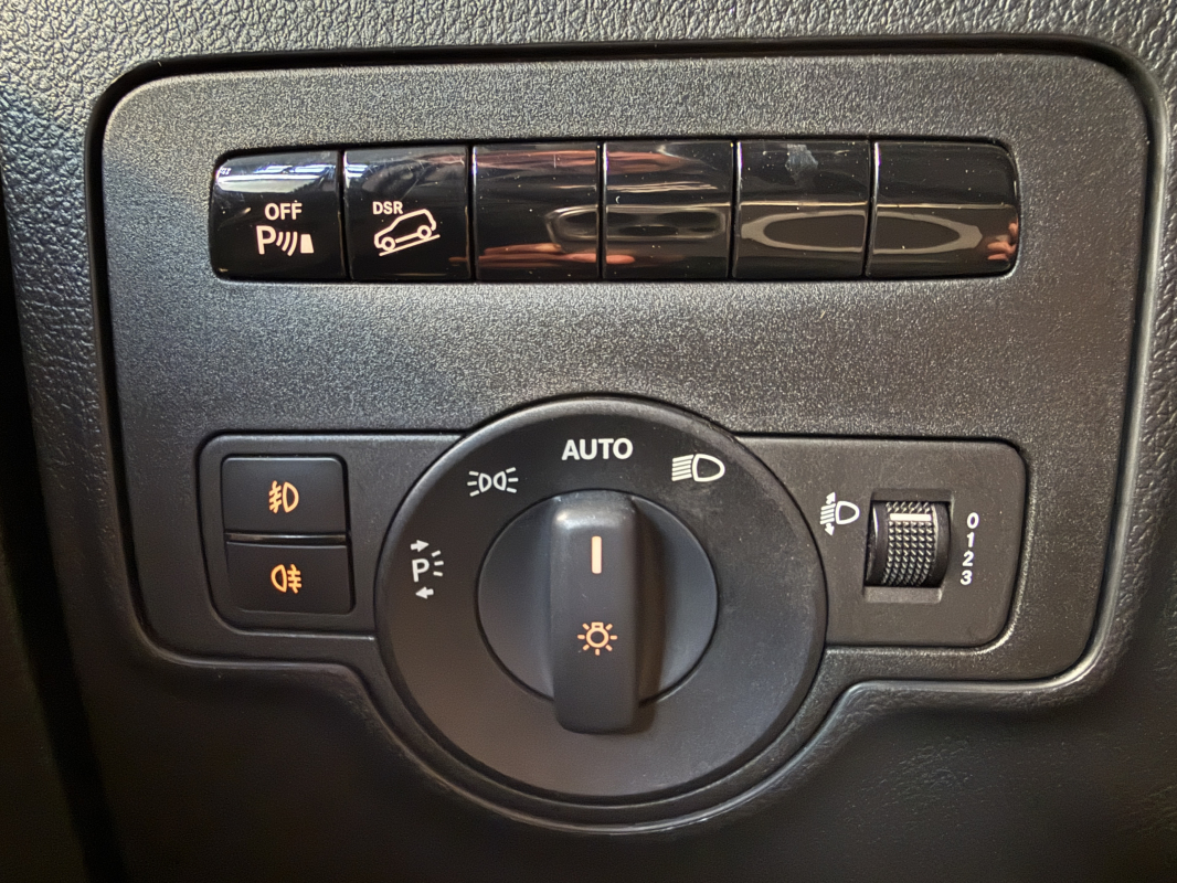 Mercedes Vito — 21