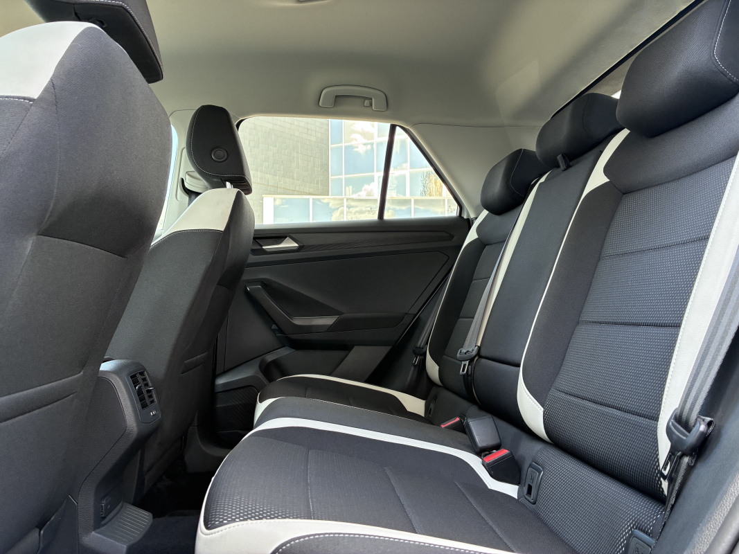 Volkswagen T-roc — 13