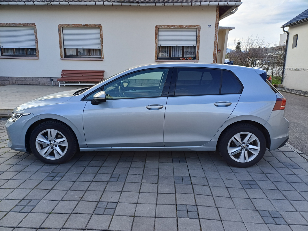 Volkswagen Golf — 2