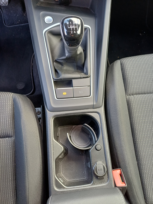 Volkswagen Golf — 16