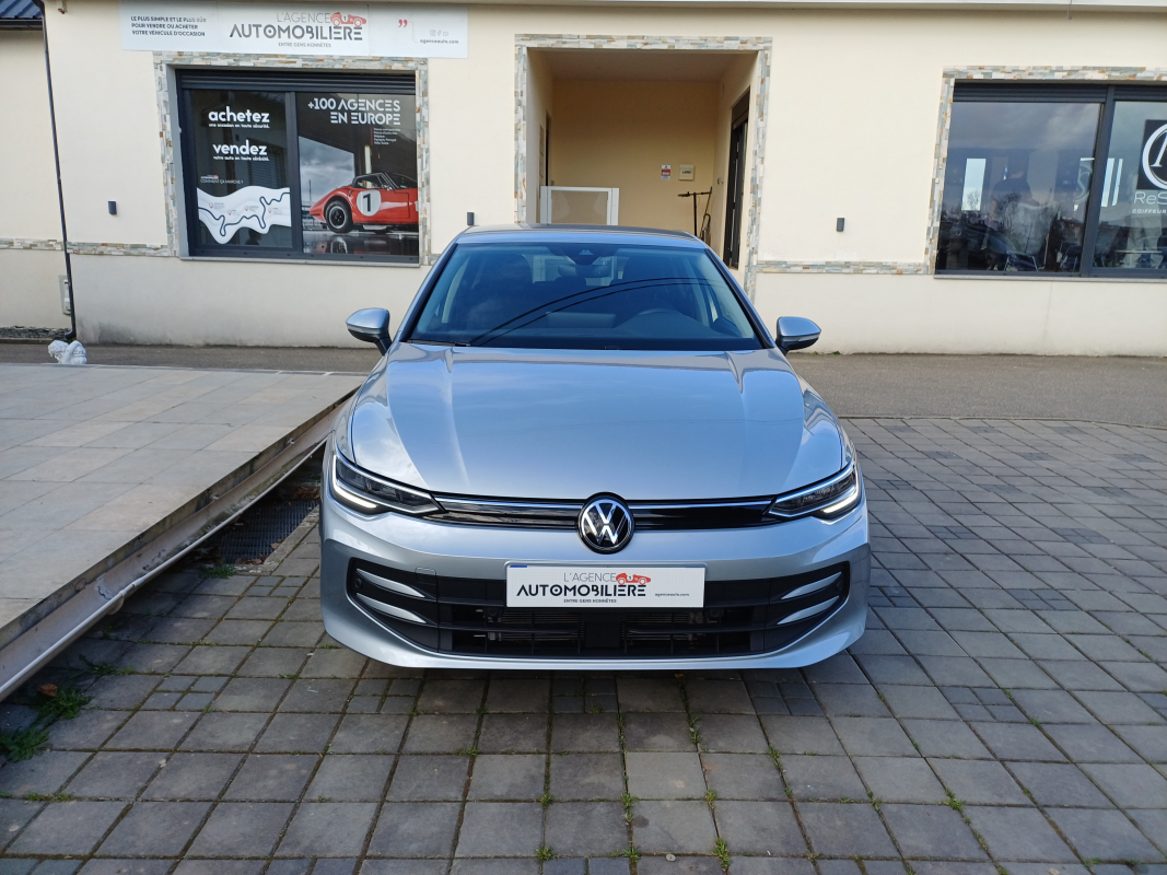 Volkswagen Golf — 8