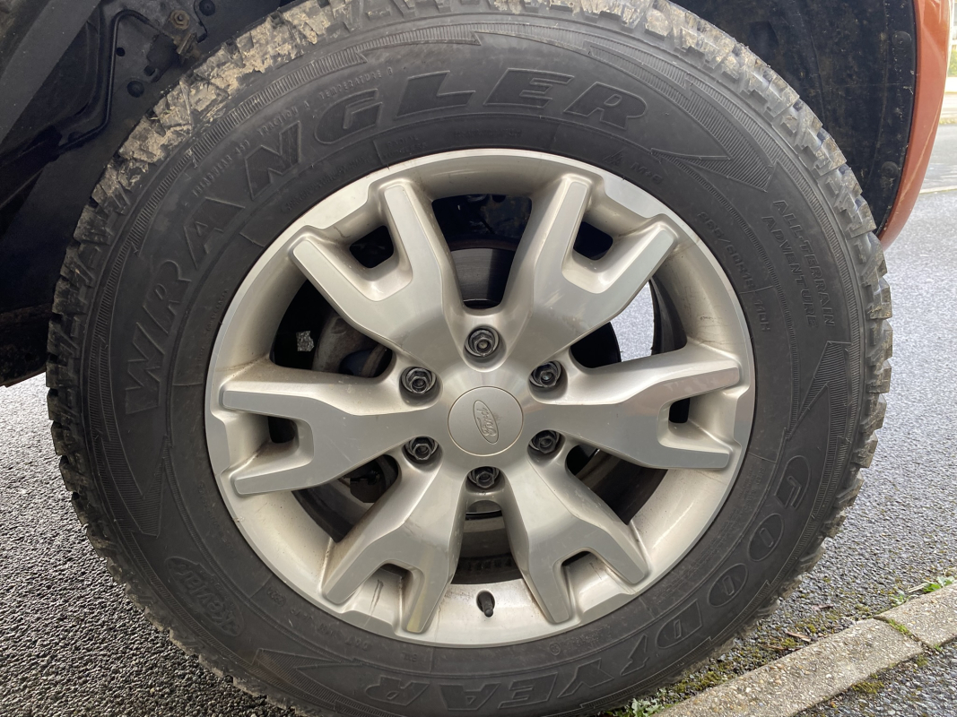 Ford Ranger — 37