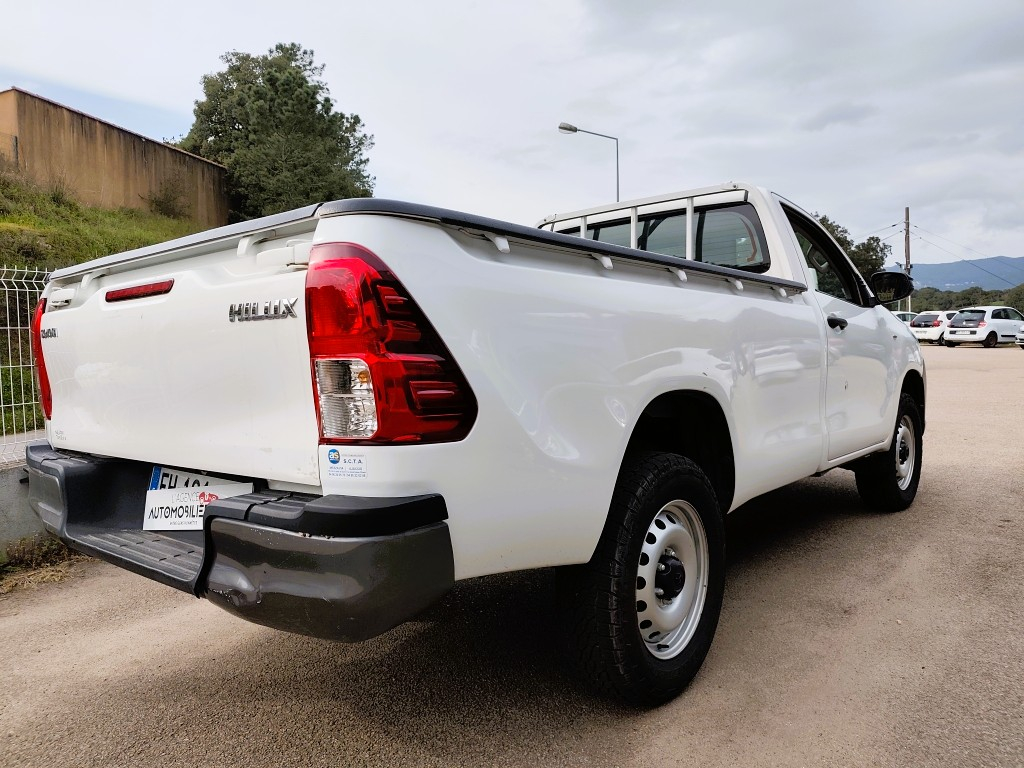 Toyota Hilux — 5