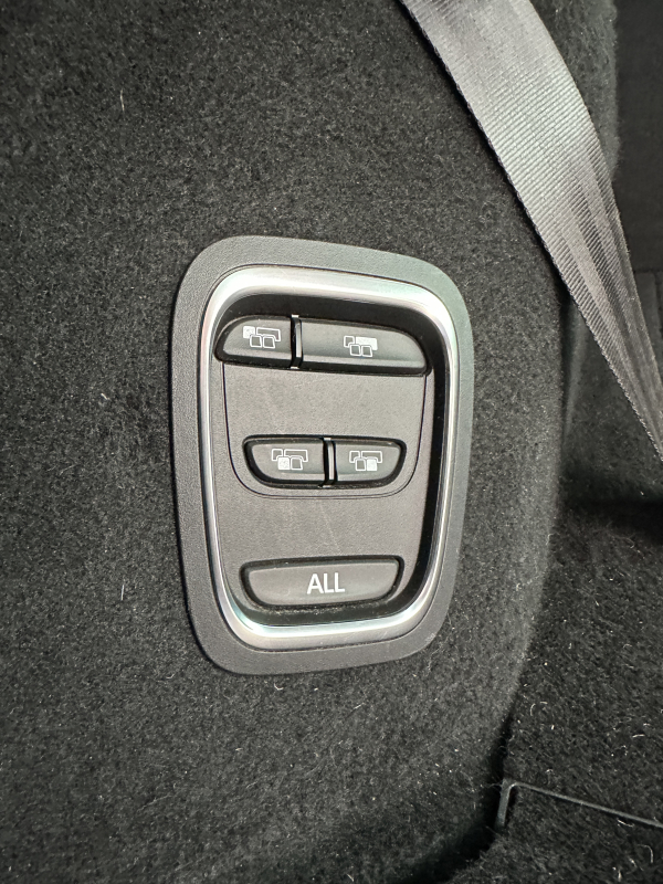 Renault Grand Scenic — 25