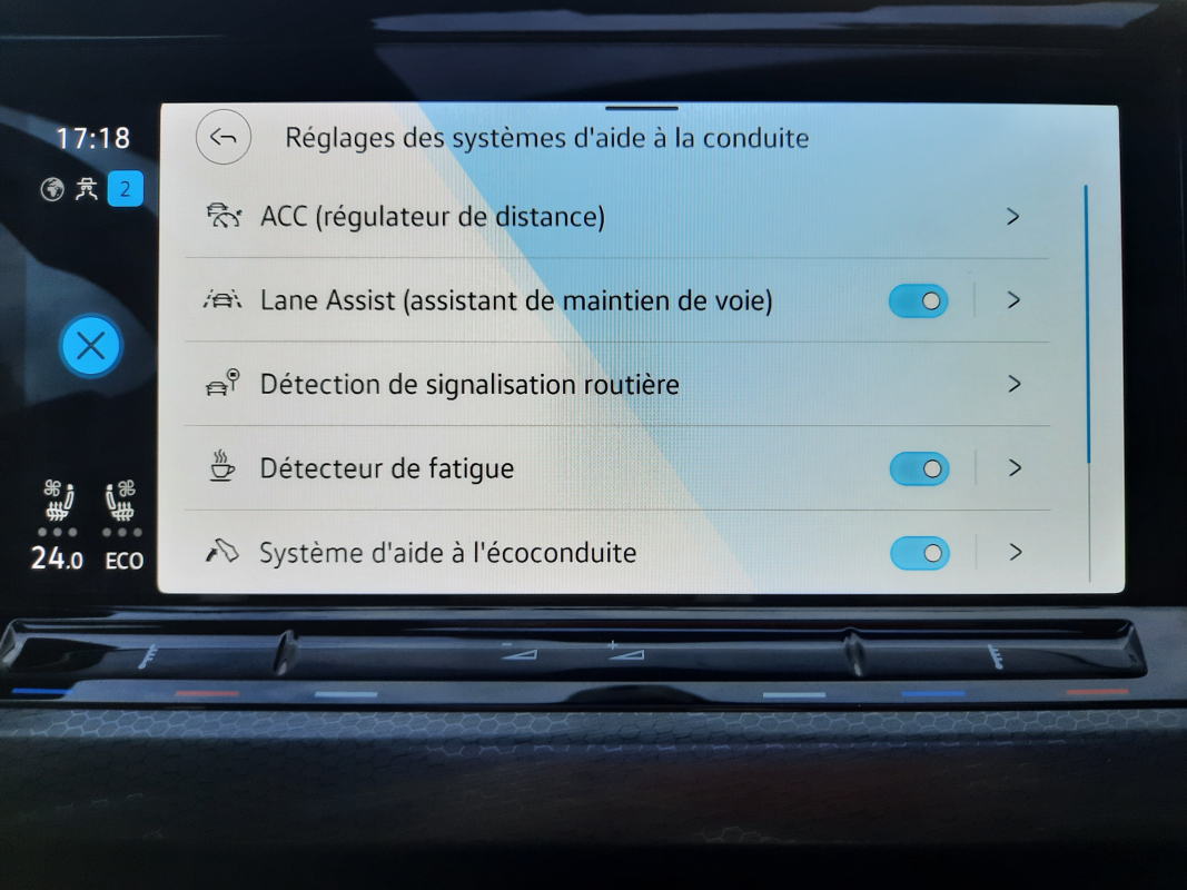 Volkswagen Golf — 14