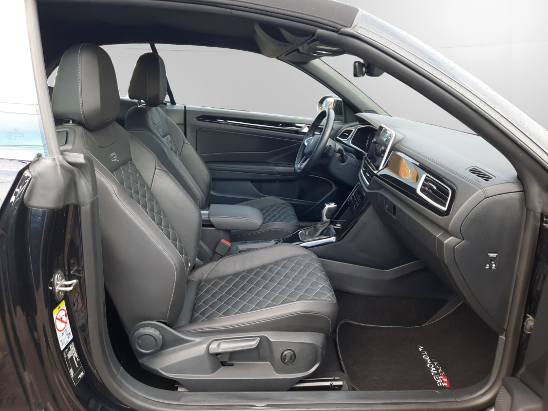 Volkswagen T-Roc Cabriolet — 18
