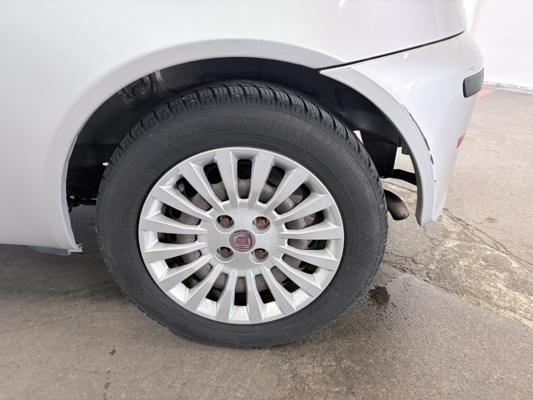 Fiat Punto — 19