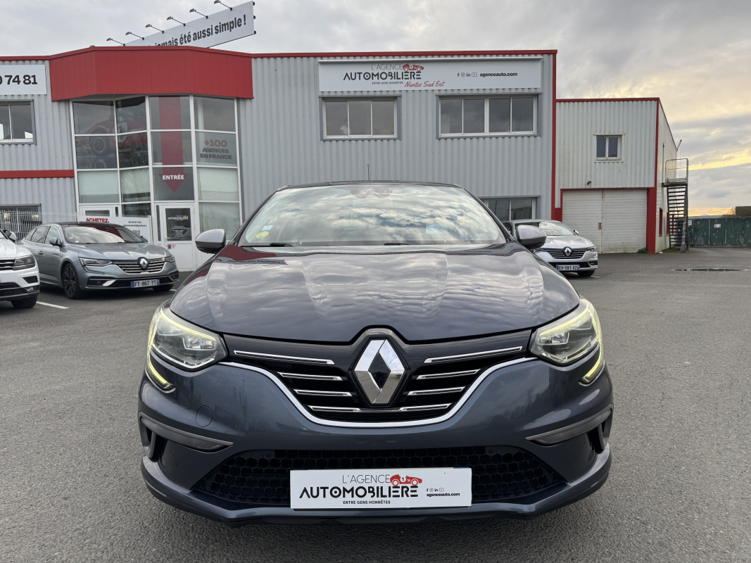 Renault Megane — 2