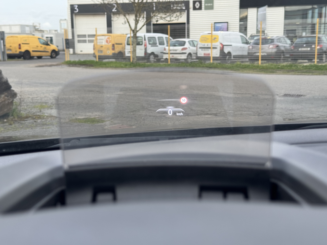 Renault Megane — 21