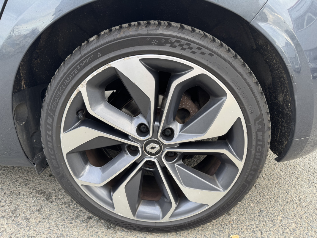 Renault Megane — 33