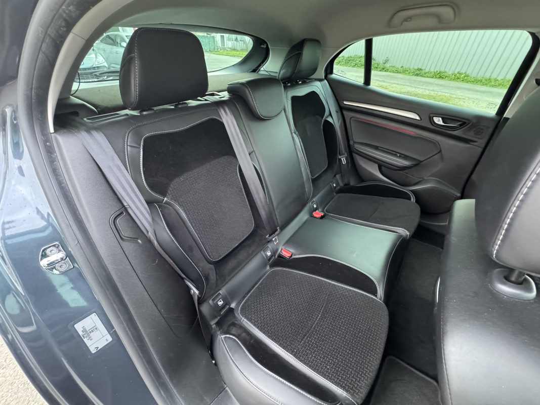 Renault Megane — 15