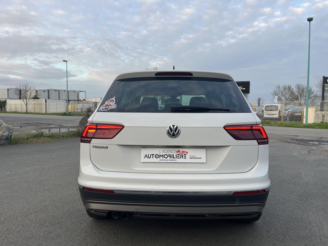 Volkswagen Tiguan — 7