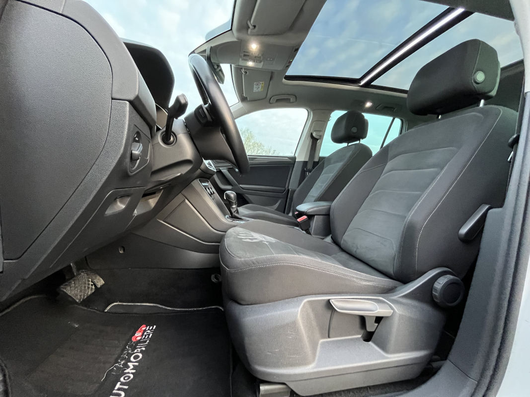 Volkswagen Tiguan — 11