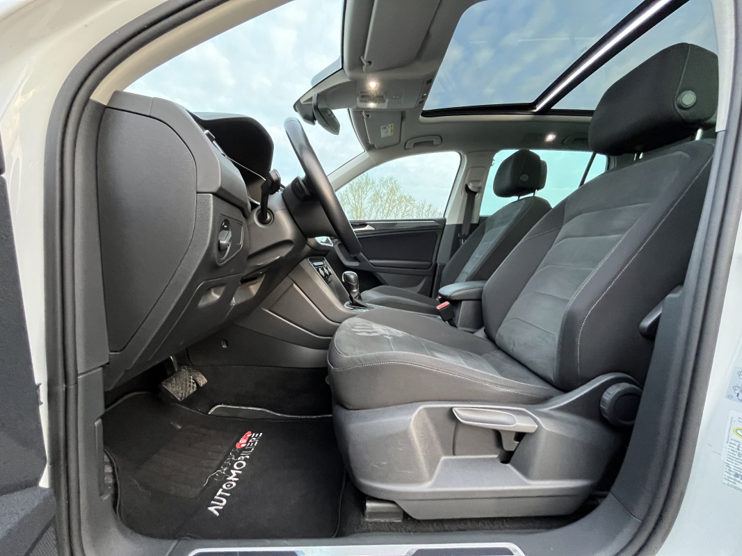 Volkswagen Tiguan — 12