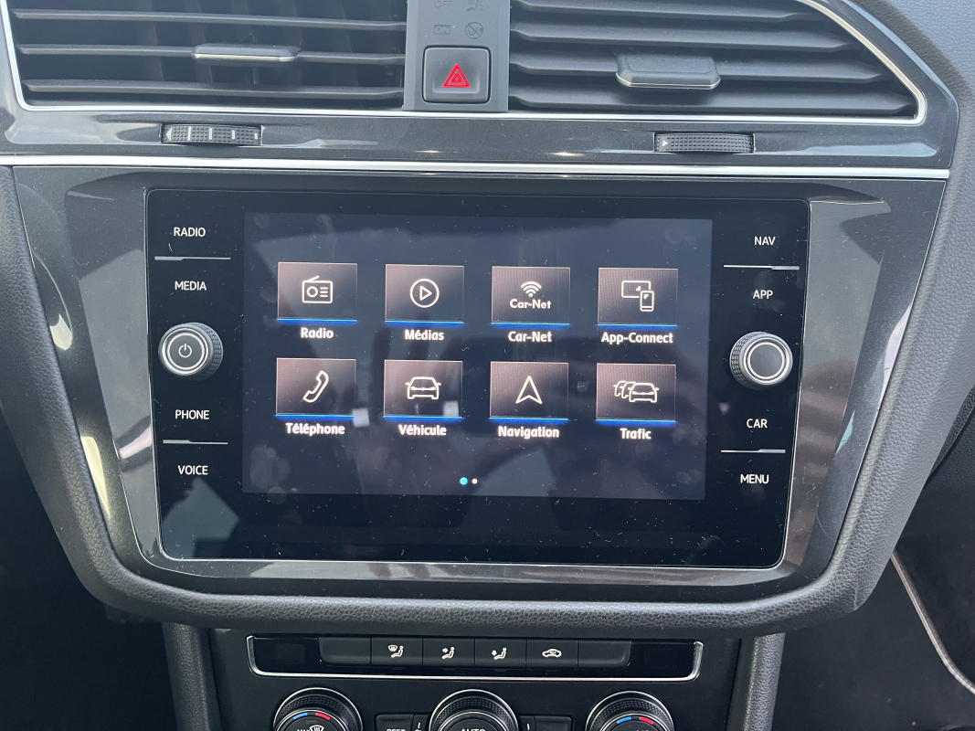 Volkswagen Tiguan — 26