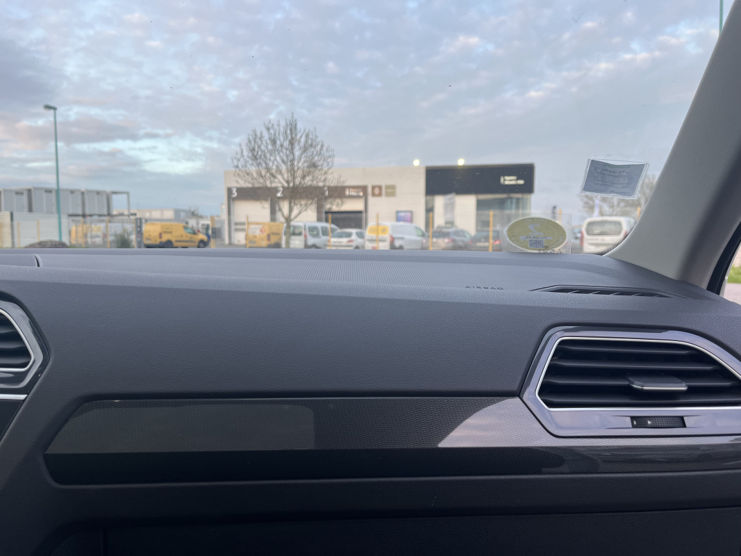 Volkswagen Tiguan — 35