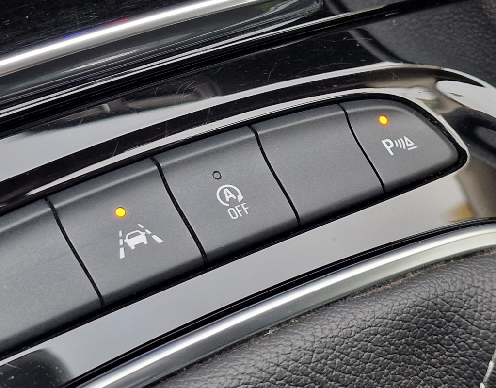 Opel Insignia Grand Sport — 14