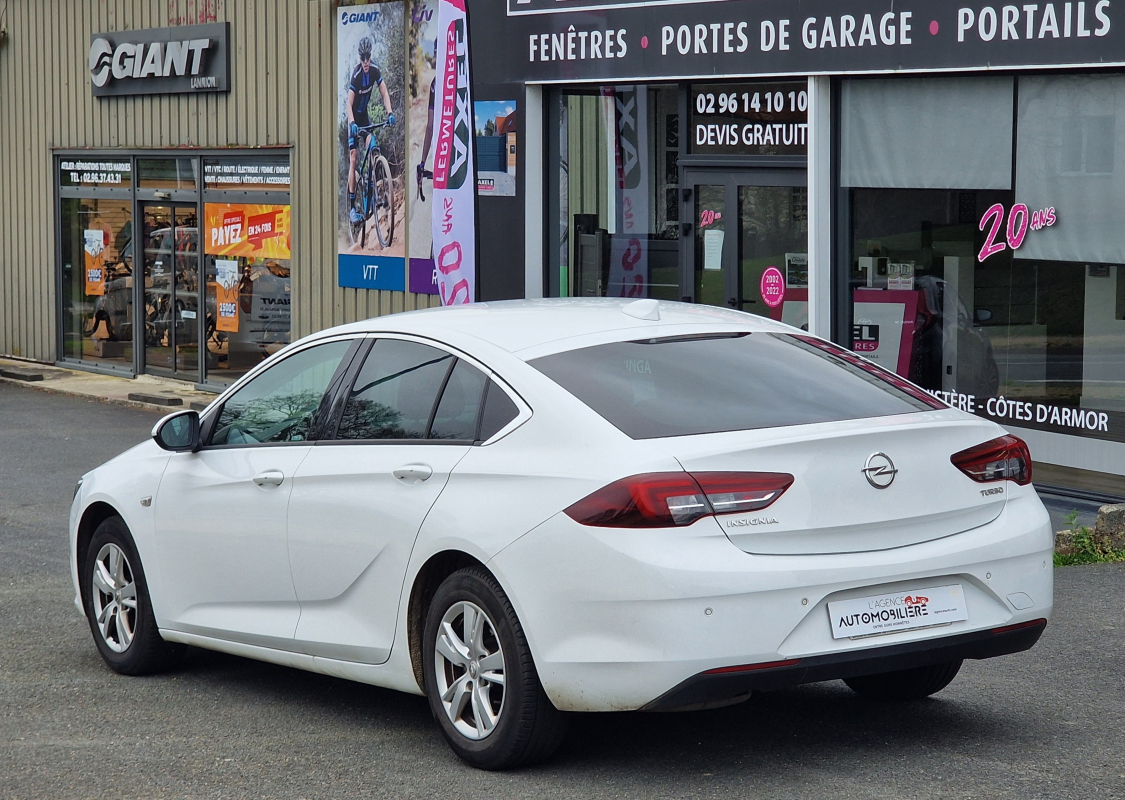 Opel Insignia Grand Sport — 9