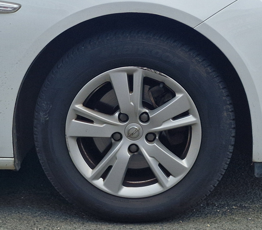 Opel Insignia Grand Sport — 21