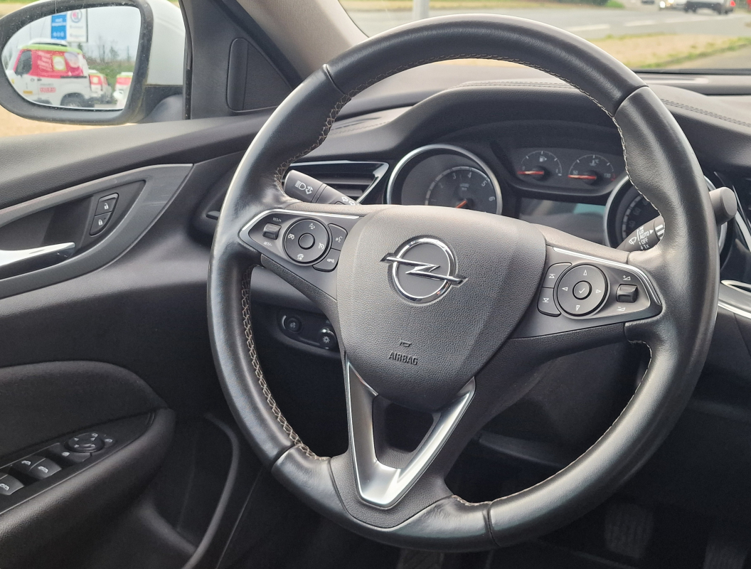 Opel Insignia Grand Sport — 12